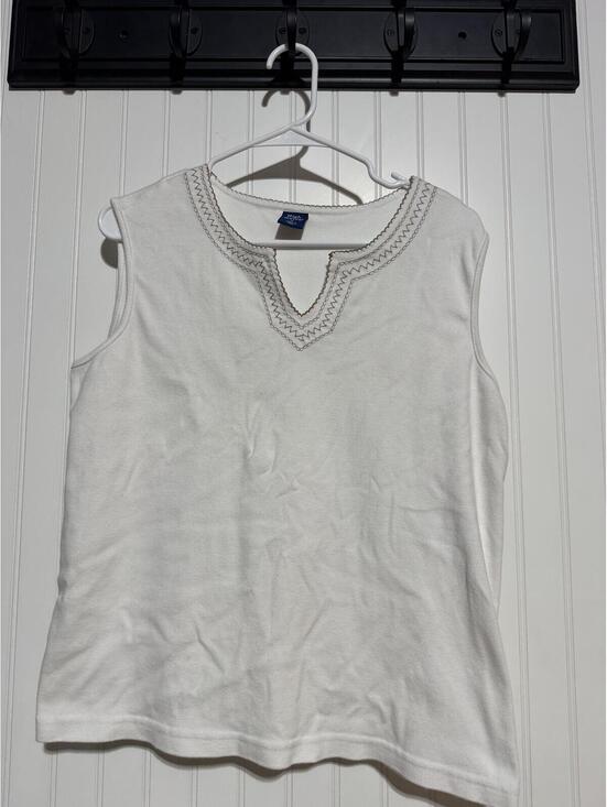 High Sierra Tops - Vintage 90s High Sierra Made in USA Embroidered Tank Top Women's Size XL